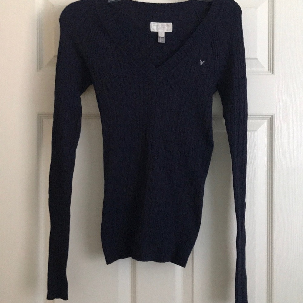 Navy blue knit sweater (item 035)